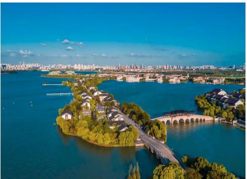 江南水乡江苏，繁华与魅力的双重画卷